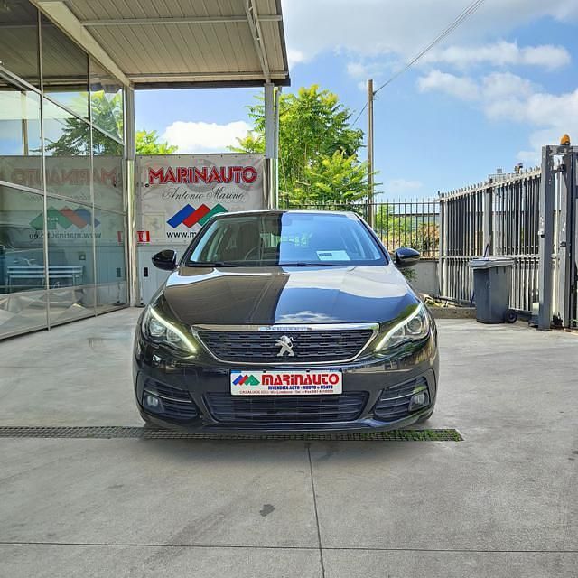 Usata Peugeot 308 Premium 131 CV (96 kW) 2019 Nero