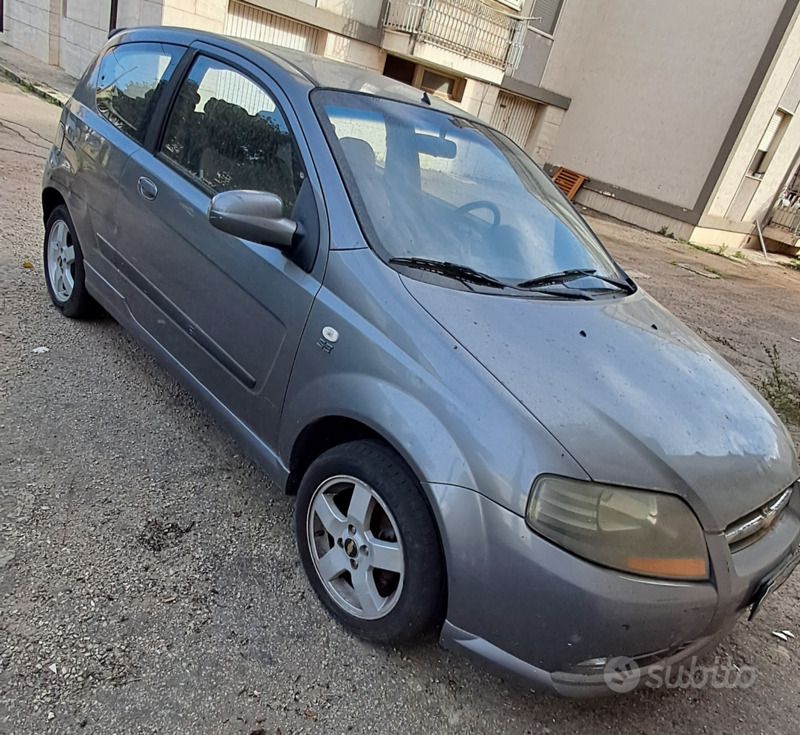 Grigio Usata 2007 Chevrolet Kalos Berlina | 600 € - Immagine 1/4