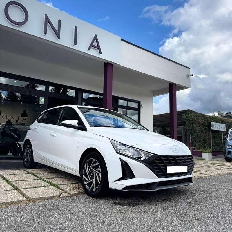 Nuova Hyundai i20 101 CV (74 kW) 2026 Atlas white Utilitaria