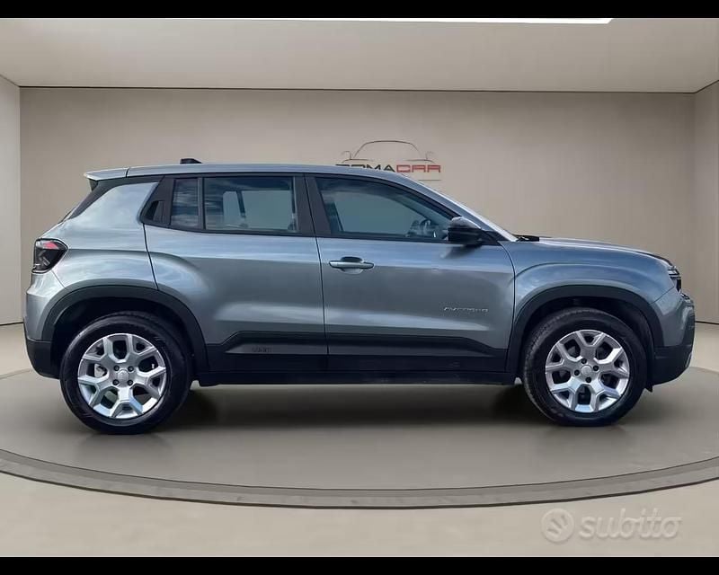 Occasion Jeep Avenger Altitude 101 ch (74 kW) 2024 Gris SUV