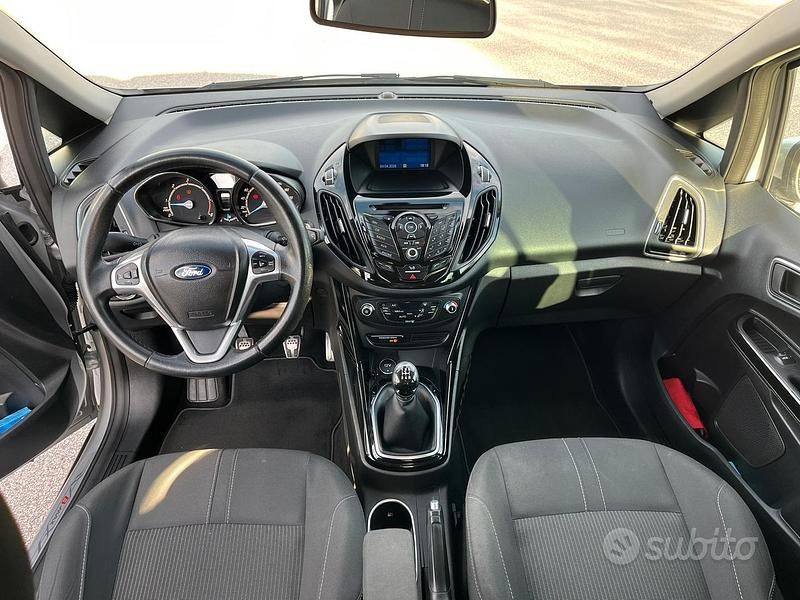 Usata Ford B-MAX 75 CV (55 kW) 2017 Grigio Monovolume
