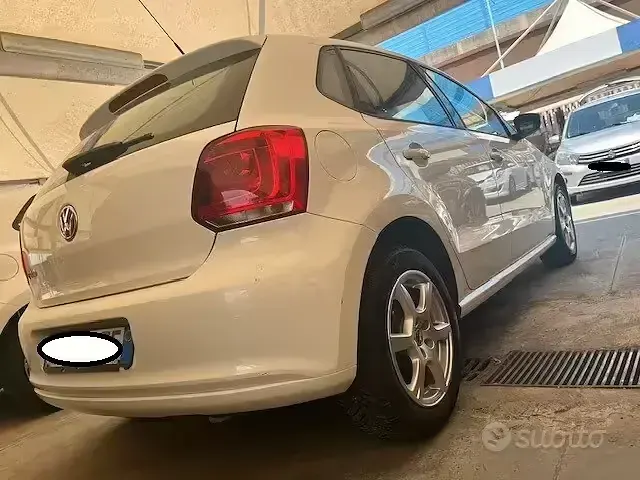 Usata VW Polo 69 CV (50 kW) 2012 Bianco Utilitaria