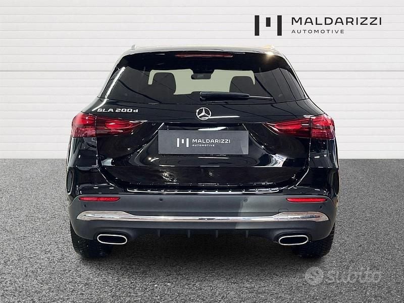 Usata Mercedes GLA200 Advanced Plus 150 CV (110 kW) 2023 Nero SUV