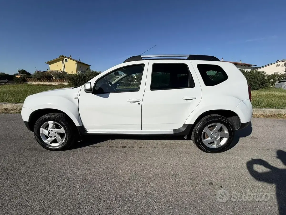 Usata Dacia Duster 2011 Bianco SUV