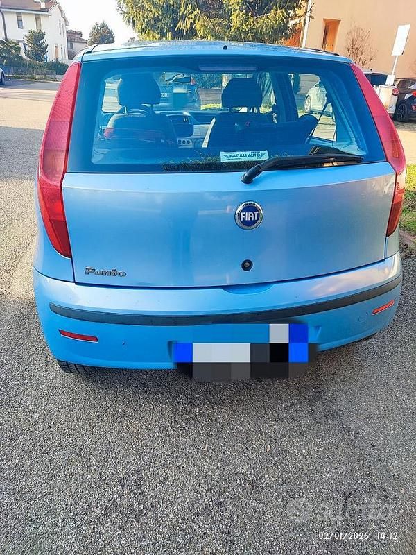Usata Fiat Punto 2006 Blu Berlina