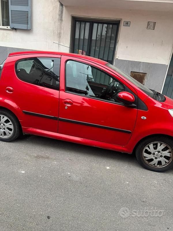 Occasion Citroën C1 55 ch (40 kW) 2008 Rouge Citadine