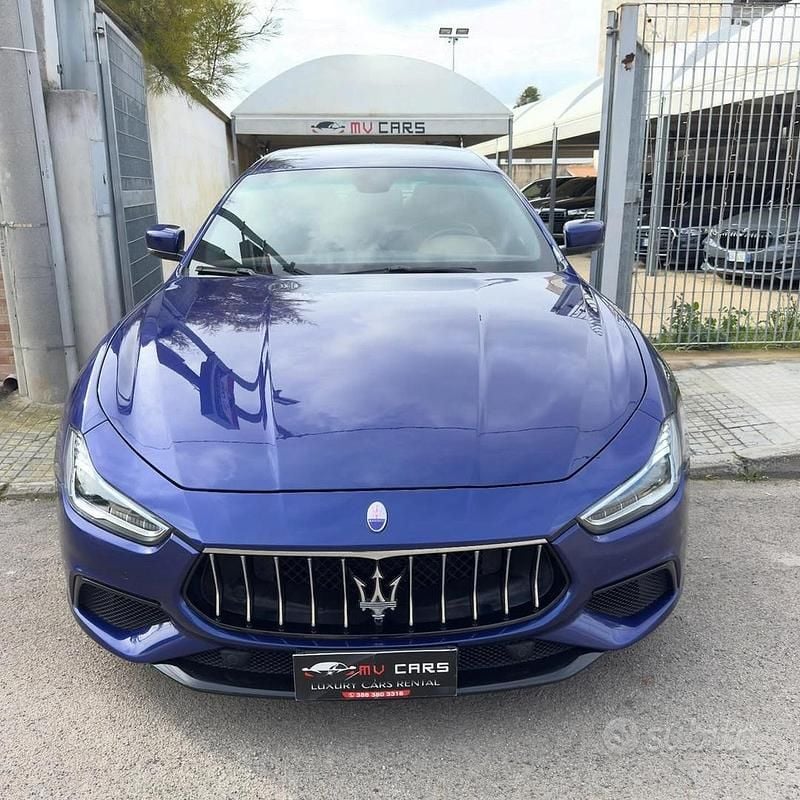 Usata Maserati Ghibli 275 CV (202 kW) 2015 Blu Berlina