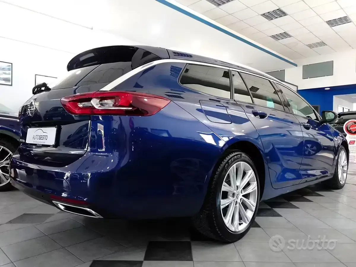 Usata Opel Insignia Elegance 174 CV (127 kW) 2020 Bluazzurro Station wagon