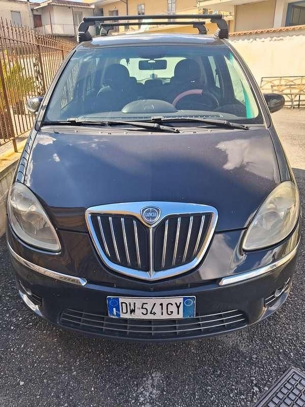 Nero Usata 2009 Lancia Musa Monovolume | 2500 € (Super prezzo) - Immagine 1/4