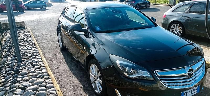 Usata Opel Insignia 131 CV (96 kW) 2015 Nero Station wagon