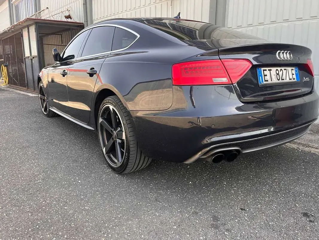 Usata Audi A5 Sportback 177 CV (130 kW) 2013 Blu/azzurro Utilitaria