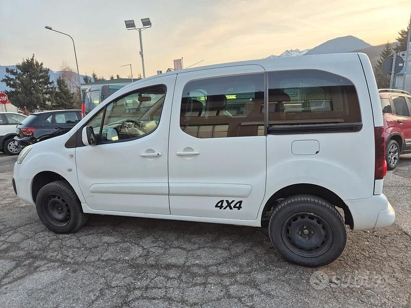 Usata Peugeot Partner 100 CV (73 kW) 2018 Bianco Monovolume