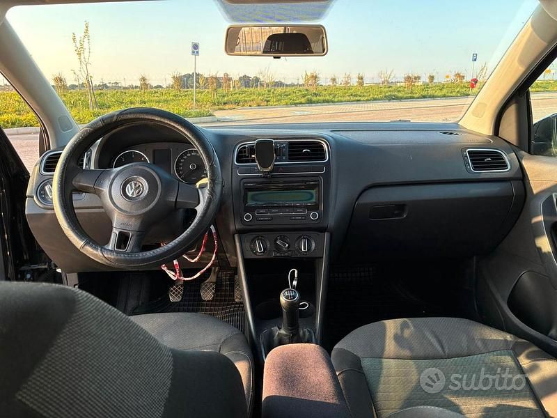 Usata VW Polo Comfortline 75 CV (55 kW) 2010 Nero Utilitaria
