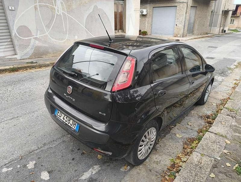 Usata Fiat Punto Evo Dynamic 75 CV (55 kW) 2010 Utilitaria