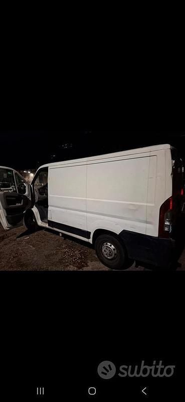 Usata Peugeot Boxer 86 CV (63 kW) 2010 Furgone