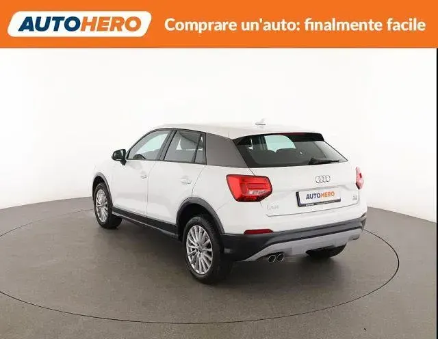 Usata Audi Q2 Design 150 CV (110 kW) 2017 Bianco SUV