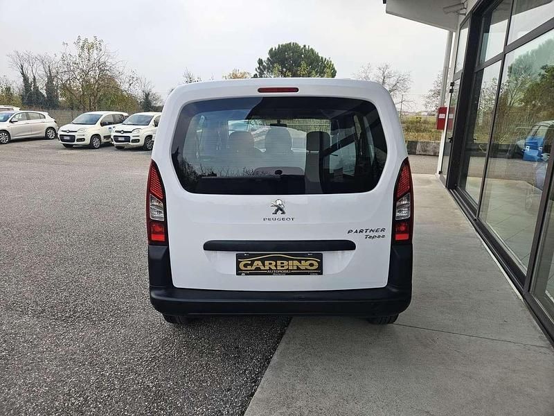 Usata Peugeot TePee Access 75 CV (55 kW) 2017 Bianco Station wagon