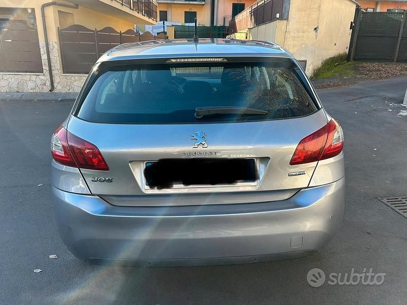 Usata Peugeot 308 120 CV (88 kW) 2016 Grigio Berlina