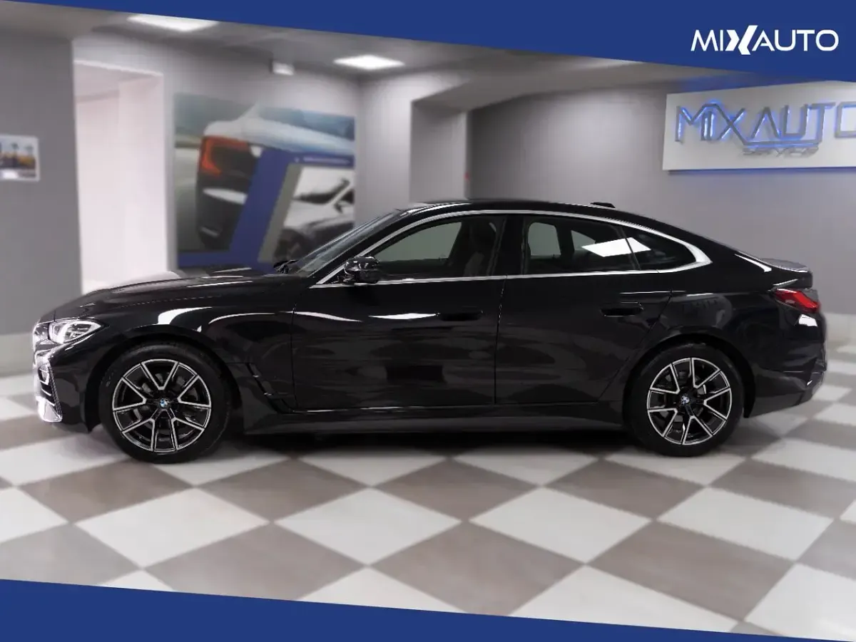 Usata BMW 420 Coupé Efficient Dynamics 190 CV (139 kW) 2022 Nero Coupé