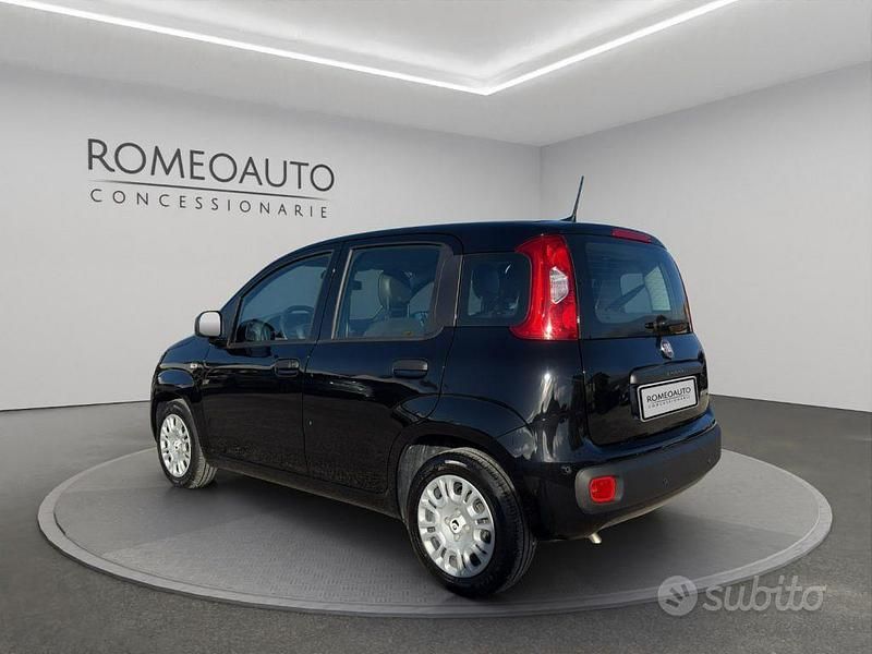 Usata Fiat Panda 70 CV (51 kW) 2025 Nero metallizzato Berlina