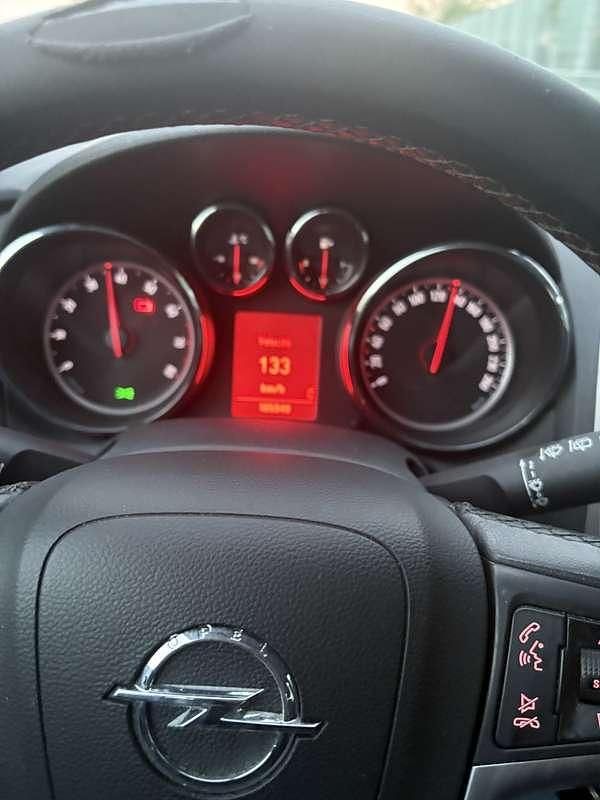 Usata Opel Astra Cosmo 116 CV (85 kW) 2011 Station wagon