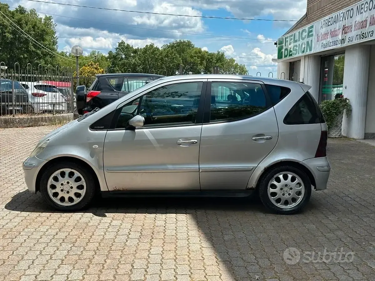 Usata Mercedes A170 95 CV (69 kW) 2003 Grigio Utilitaria