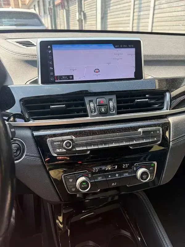 Usata BMW X1 Sport Line 116 CV (85 kW) 2022 Grigio SUV