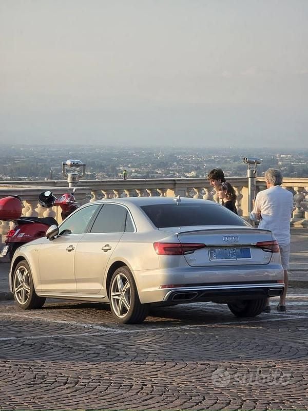 Usata Audi A4 Ambiente 150 CV (110 kW) 2018 Grigio Berlina