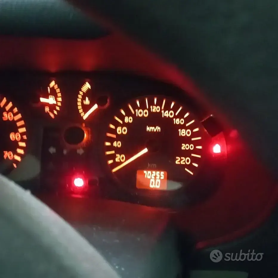 Usata Renault Clio 58 CV (42 kW) 2002 Berlina