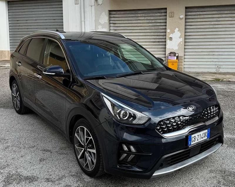 Usata Kia Niro Style 105 CV (77 kW) 2020 Blu/azzurro SUV
