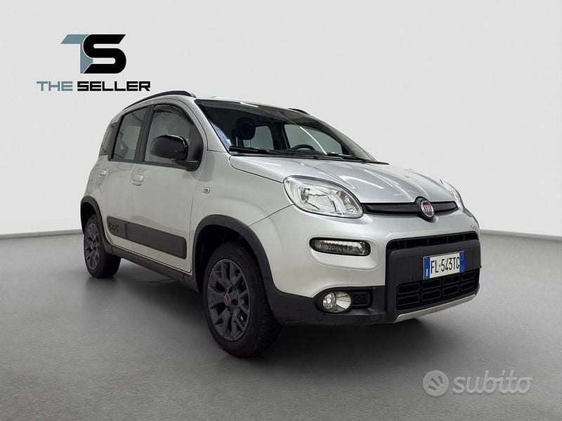 Usata Fiat Panda 4x4 S 95 CV (69 kW) 2017 Grigio Utilitaria
