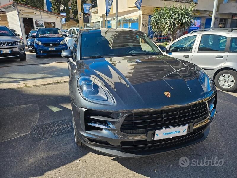 Grigio Usata 2019 Porsche Macan SUV | 49.000 € (Buon prezzo) - Immagine 1/4