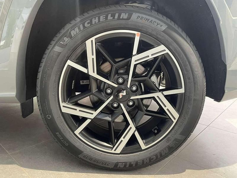 Usata Hyundai Tucson N Line 160 CV (117 kW) 2024 Shadow grey / black roof SUV