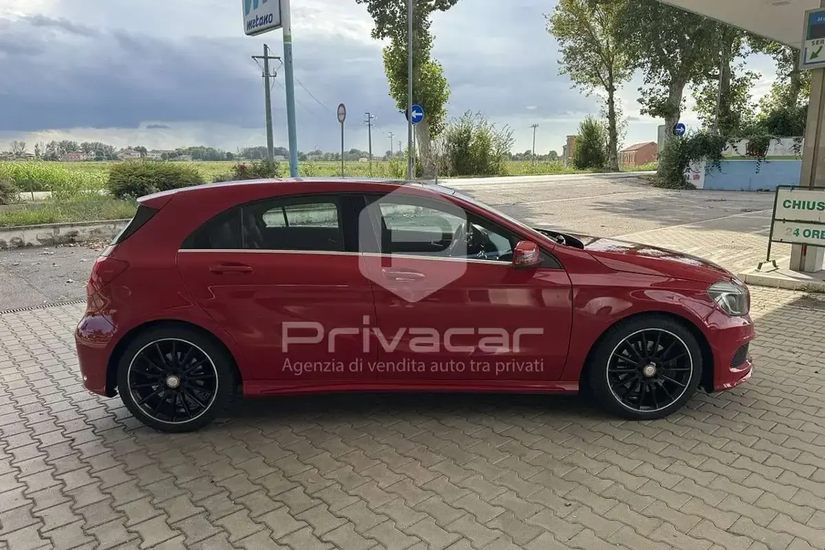 Usata Mercedes A220 Premium 170 CV (125 kW) 2014 Rosso Utilitaria
