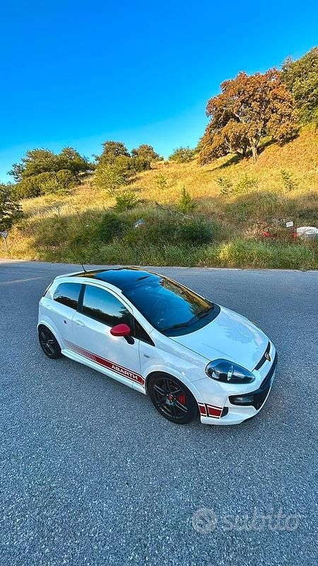 Usata Abarth Punto Evo 165 CV (121 kW) 2012 Bianco Utilitaria