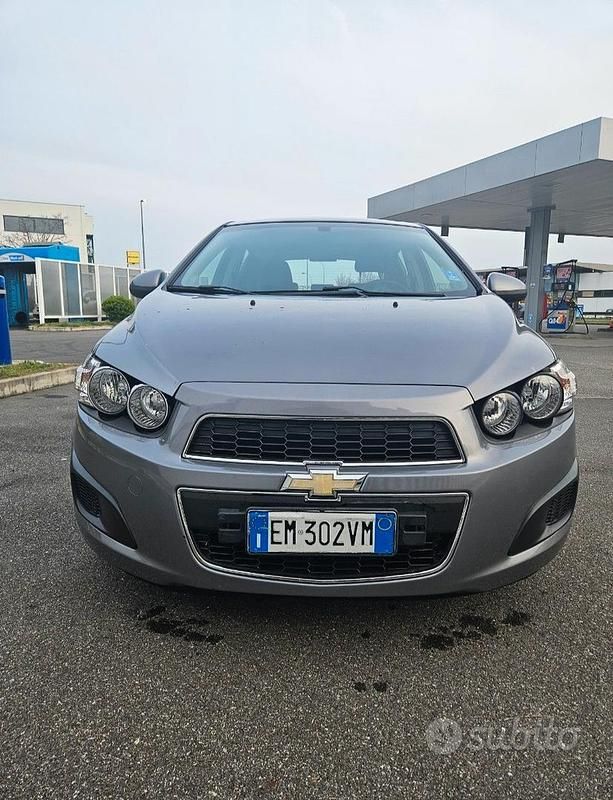 Usata Chevrolet Aveo LS 86 CV (63 kW) 2012 Grigio Berlina