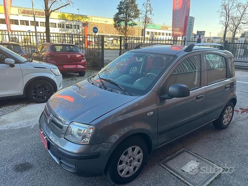 Usata Fiat Panda Dynamic 69 CV (50 kW) 2010 Grigio Berlina
