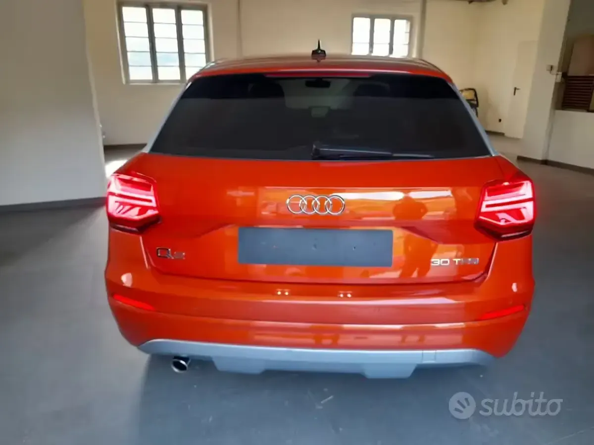 Usata Audi Q2 Business 116 CV (85 kW) 2019 Arancione SUV