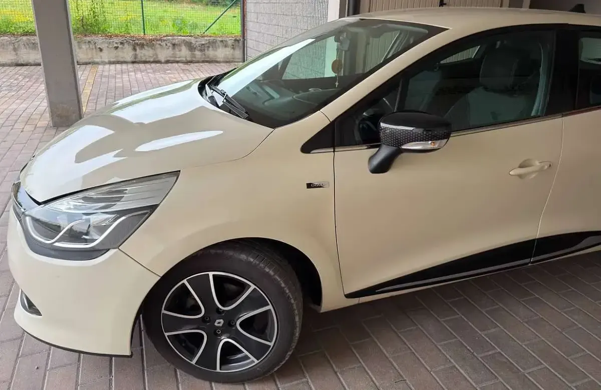 Usata Renault Clio IV 75 CV (55 kW) 2016 Bianco Berlina