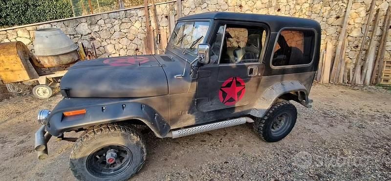 Usata Jeep CJ 1984 Nero SUV