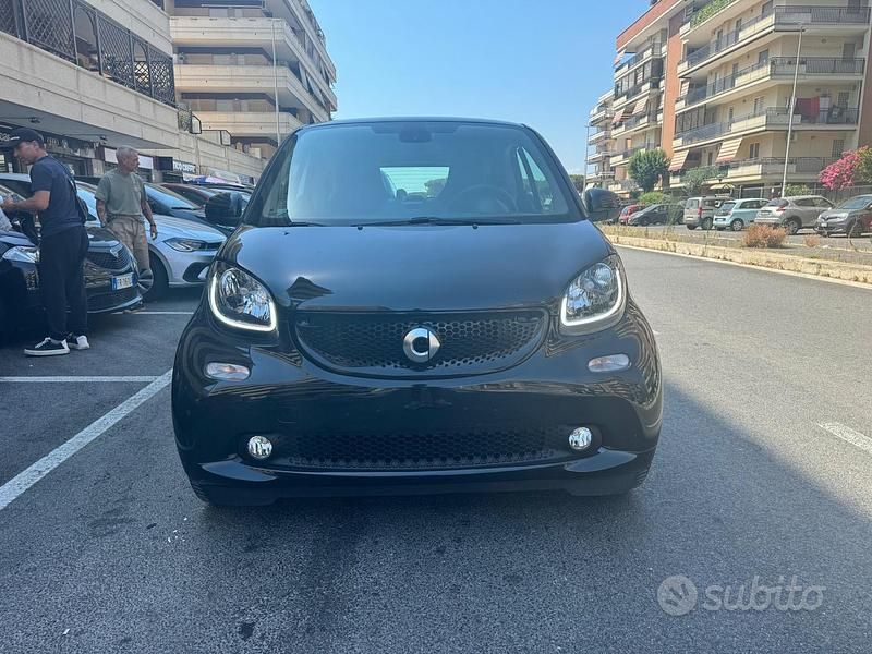 Usata Smart ForTwo Coupé Prime 90 CV (66 kW) 2019 Nero Coupé