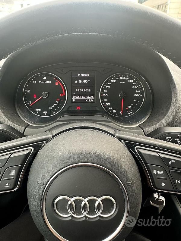 Usata Audi A3 Sport 184 CV (135 kW) 2019 Grigio Utilitaria