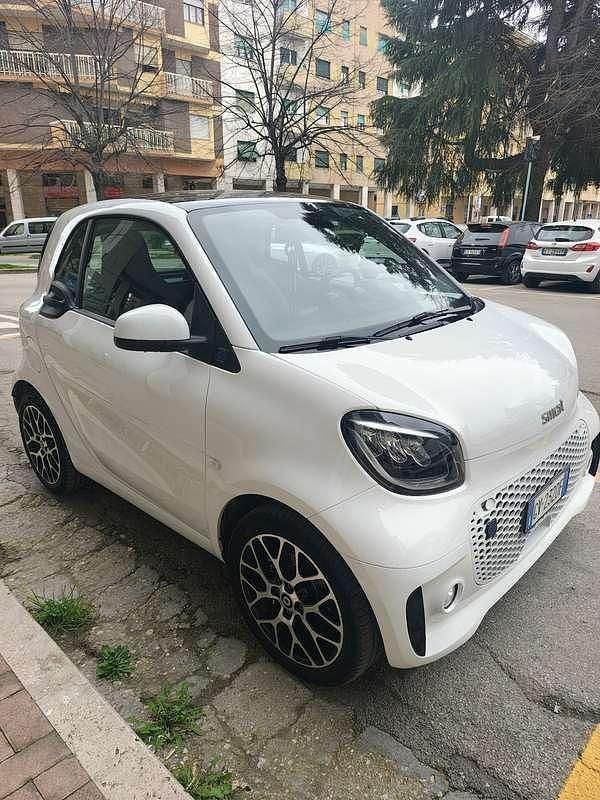 Usata Smart ForTwo Coupé Prime 41 kW (56 CV) 2024 Bianco Utilitaria