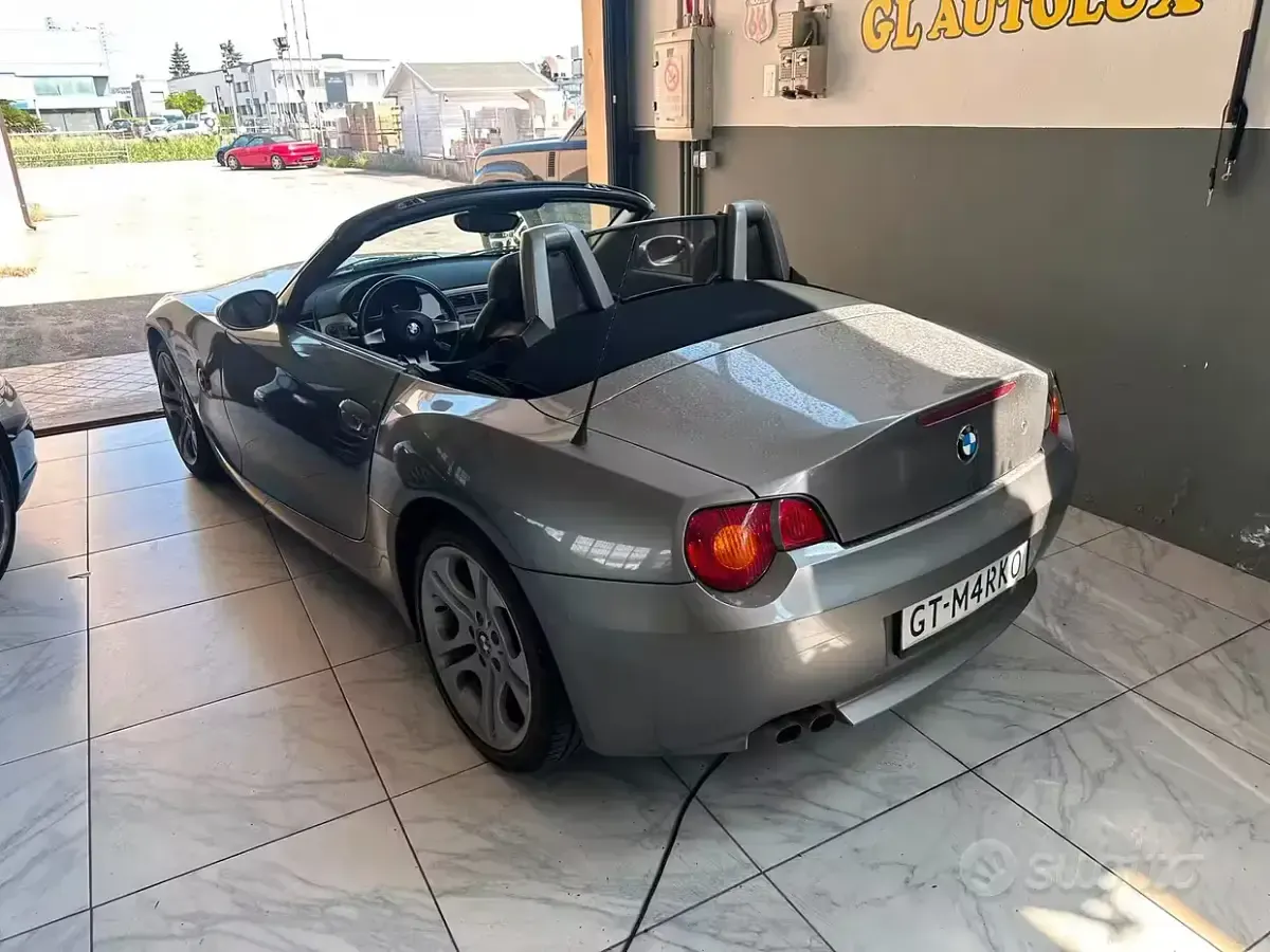 Usata BMW Z4 192 CV (141 kW) 2003 Grigio Cabrio