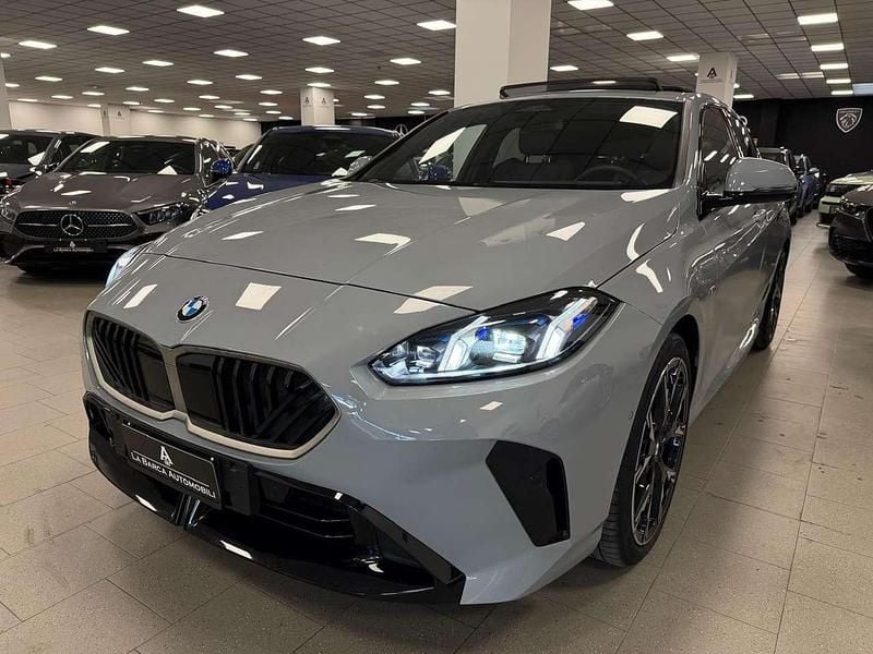 Usata BMW 120 M Sport 170 CV (125 kW) 2025 Grigio Utilitaria