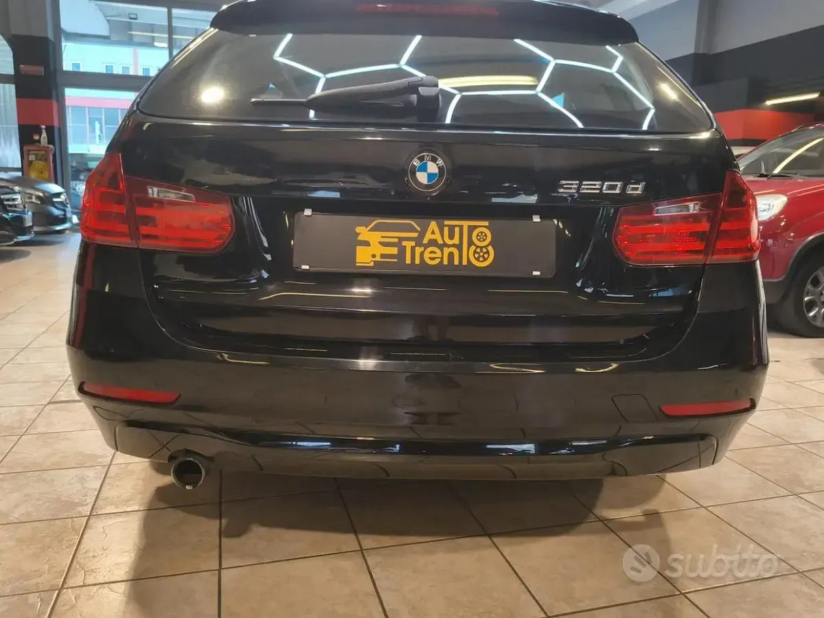 Usata BMW 320 Sport Line 190 CV (139 kW) 2015 Nero Station wagon