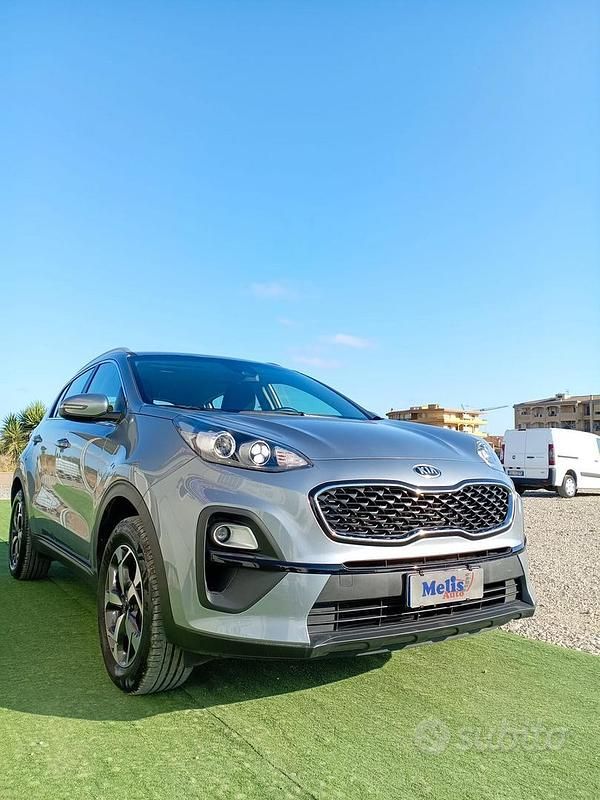 Usata Kia Sportage Style 115 CV (84 kW) 2021 Grigio SUV