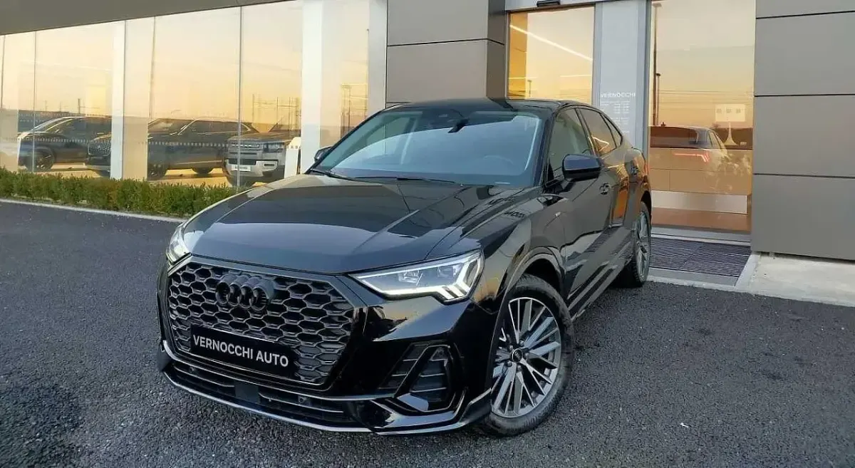 Usata Audi Q3 Sportback S-Line 150 CV (110 kW) 2022 Nero SUV