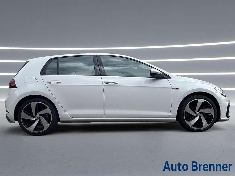 Usata VW Golf VII GTI 245 CV (180 kW) 2019 Pure white pastello Berlina