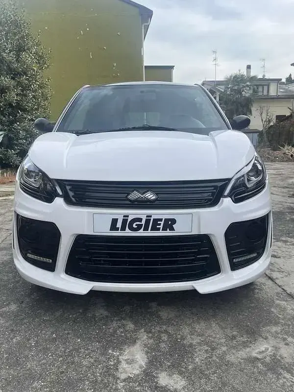 Usata Ligier JS50 10 CV (7 kW) 2021 Utilitaria